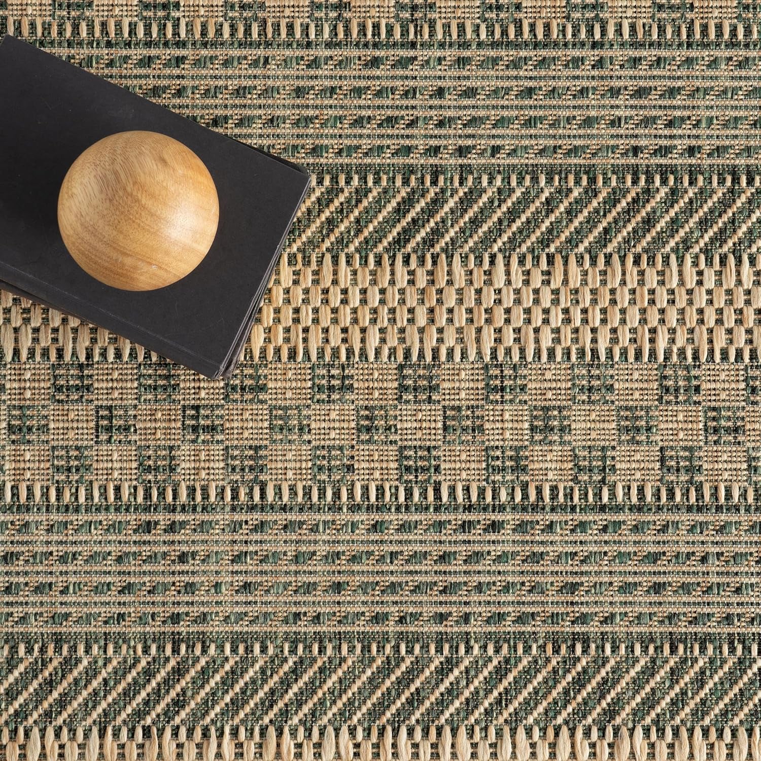 Vail Striped 9' X 12' Indoor/Outdoor Area Rug for Living Room Patio Deck Front Porch, Green